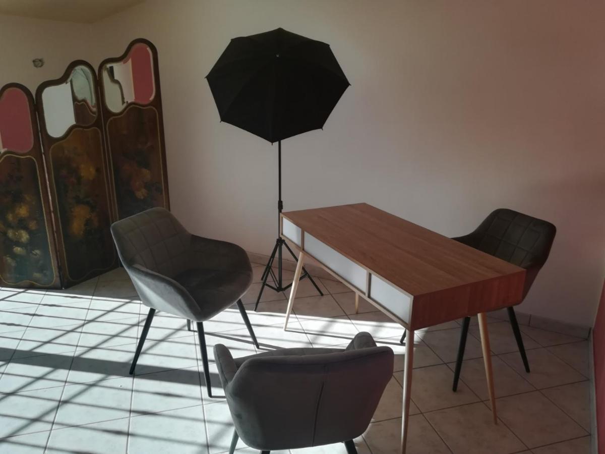 شقة La Casa Degli Artisti روما المظهر الخارجي الصورة